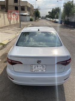 ڤۆڵکسواگن جێتا